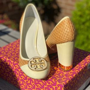 Tory Burch Ivory High Heel Pumps Block Heel-10M